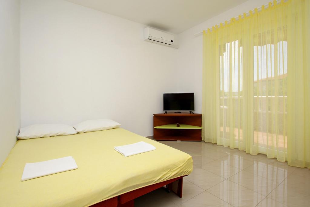 Apartmani Ruza Novalja Exterior photo