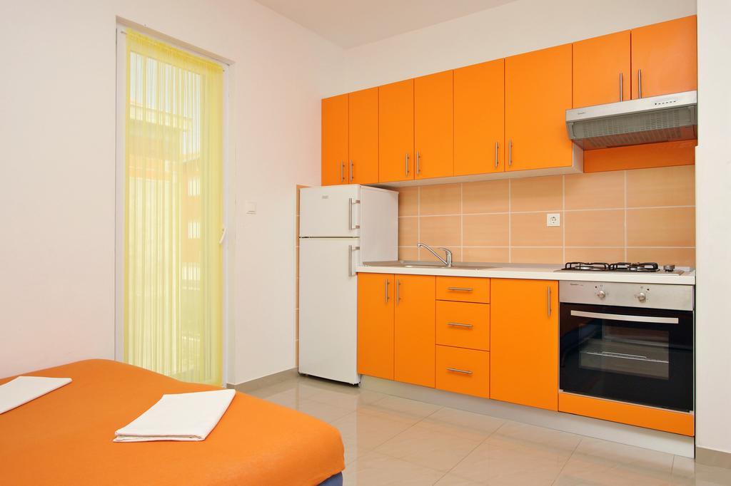 Apartmani Ruza Novalja Exterior photo